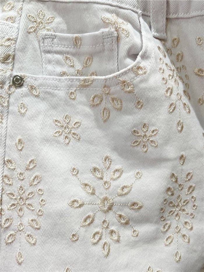 Short blanco bordado