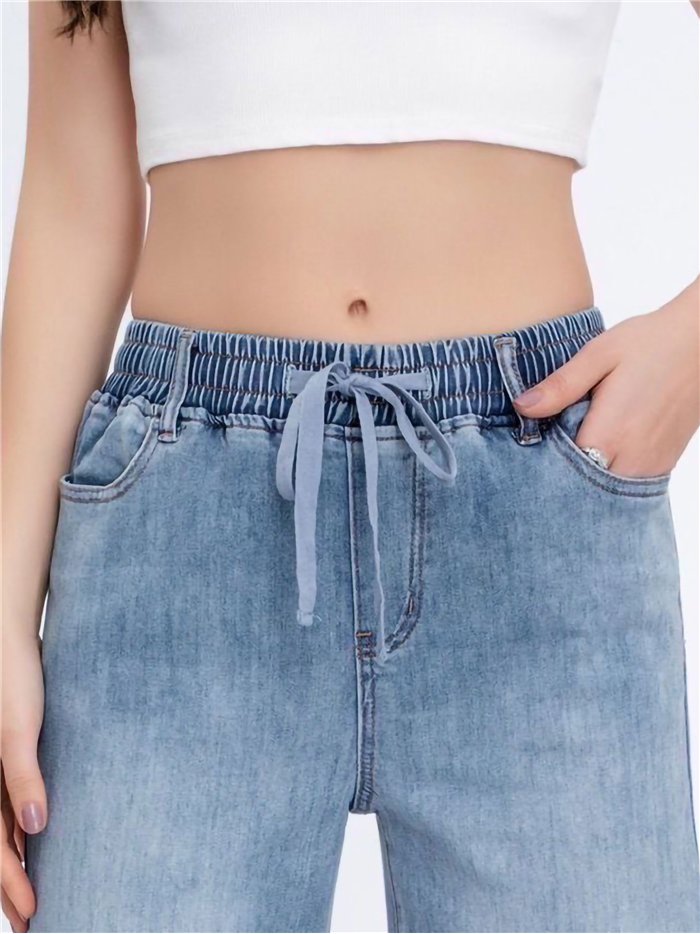 Jeans fluidos con cintura elástica