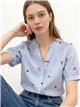 Blusa rayas con cerezas bordadas