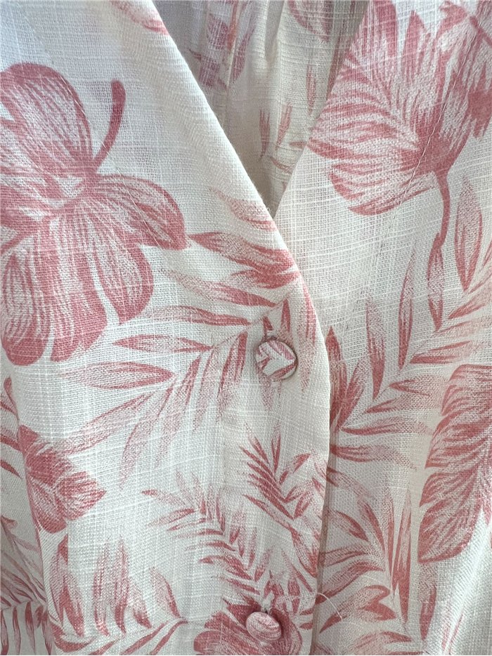 Blusa estampada hojas