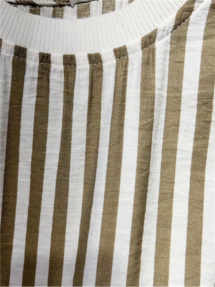 Conjunto top rayas y pantalón