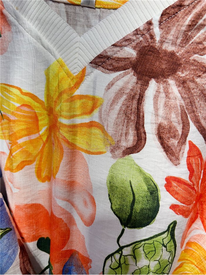 Conjunto blusa floral y pantalón