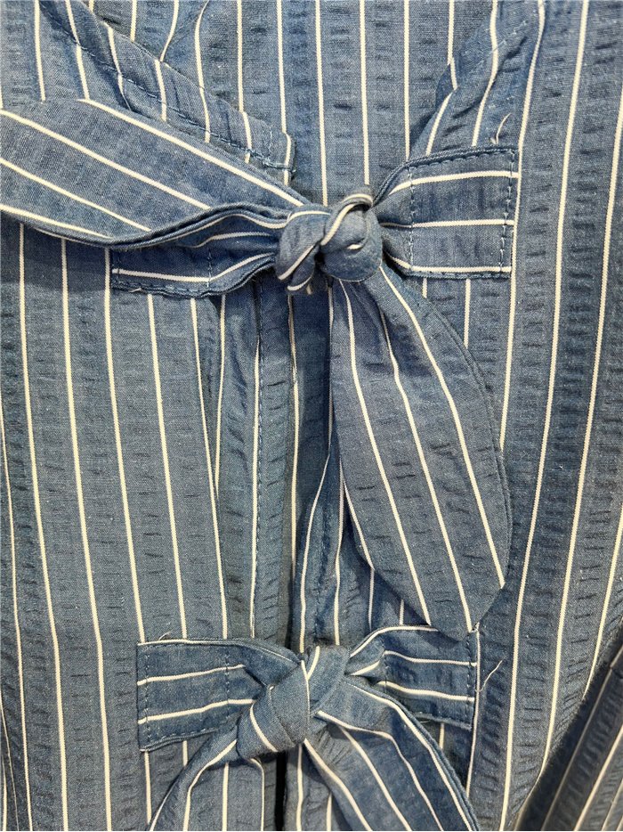 Vestido corto rayas con lazos