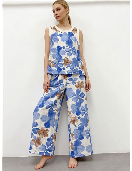 Conjunto top floral y pantalón