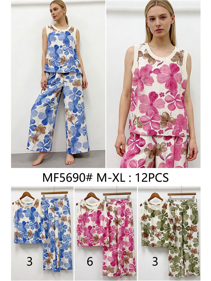 Conjunto top floral y pantalón