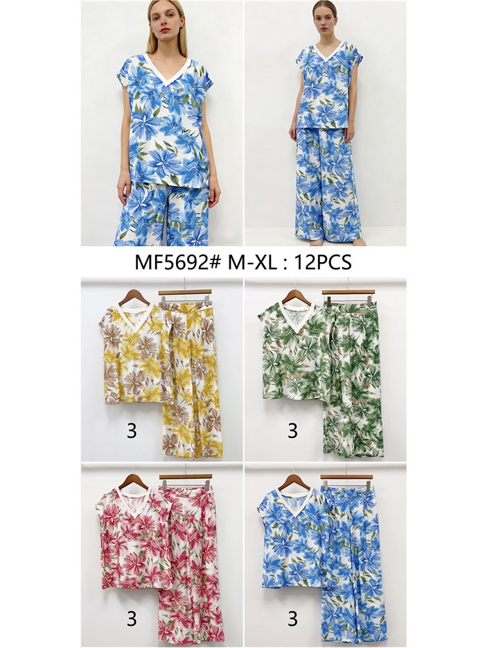 Conjunto blusa floral y pantalón