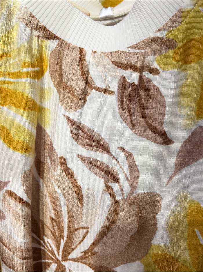 Conjunto top floral y pantalón