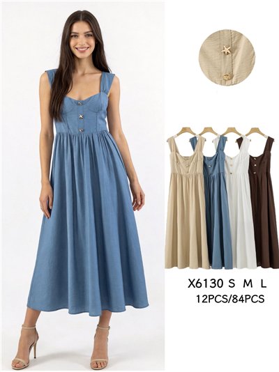 Vestido midi de escote corazón con botones marinos 2