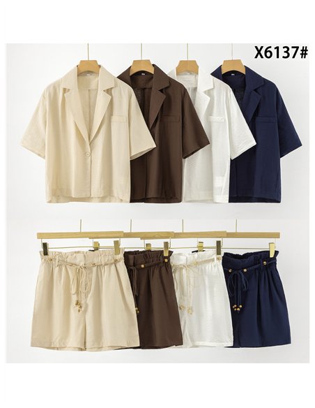 Conjunto blazer de manga corta y short con cinturón