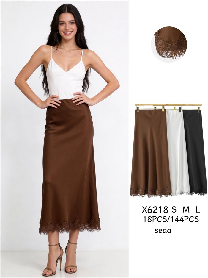 Falda midi satinada con encaje