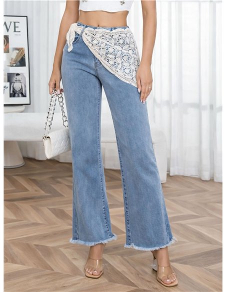 Jeans rectos con pareo crochet