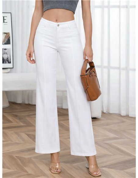 Jeans rectos blancos con estrella