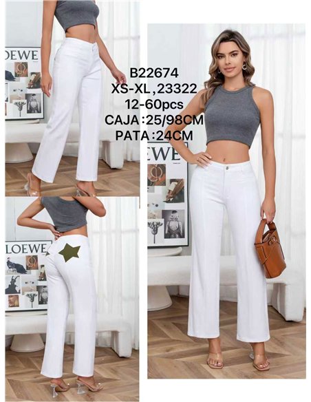 Jeans rectos blancos con estrella