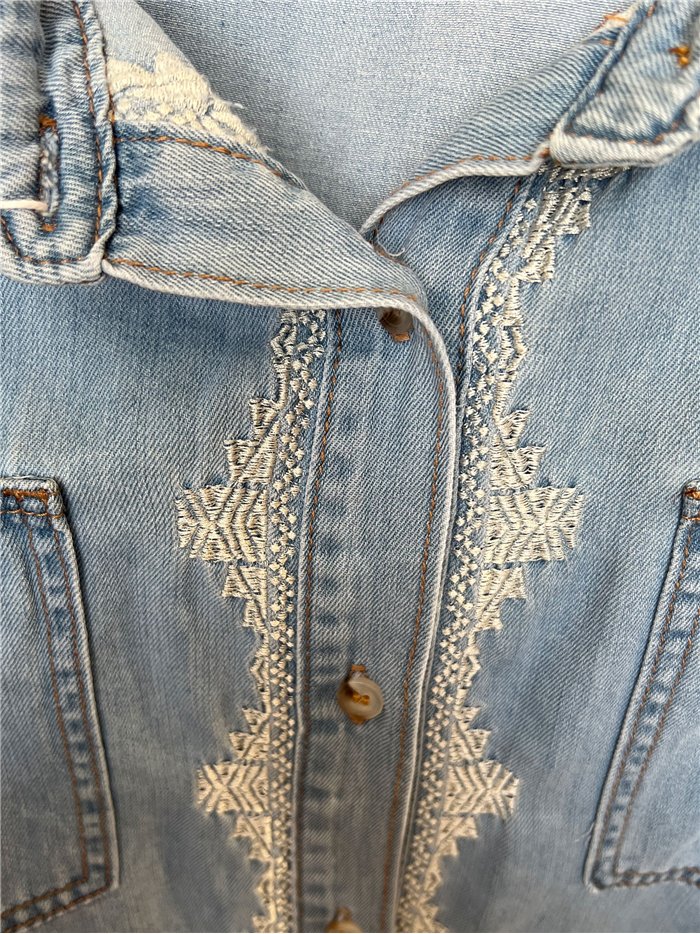 Sobrecamisa denim bordada