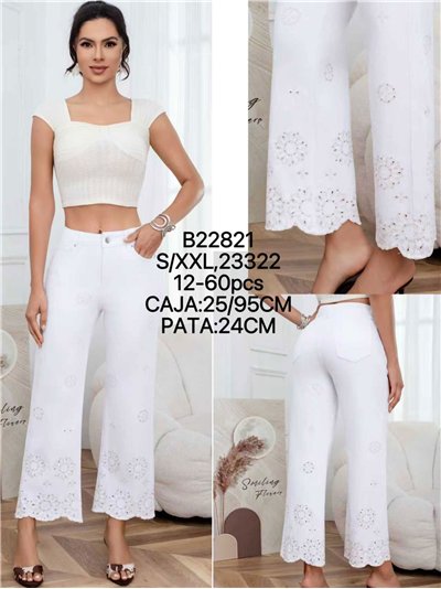 Jeans blancos bordados calados 2