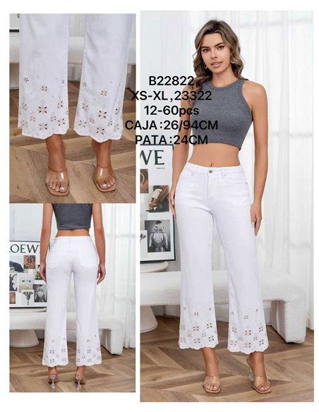 Jeans blancos calados