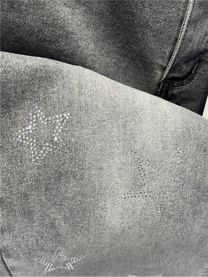 Jeans rectos estrellas strass