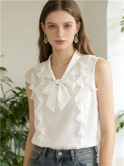 Rüschenbluse mit Schleife