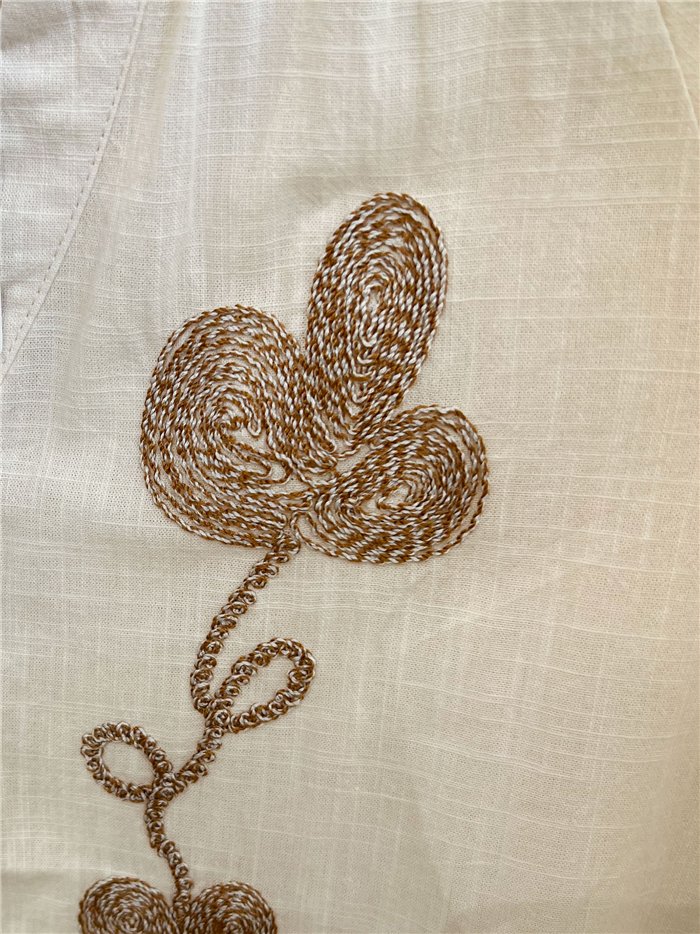 Blusa bordada flores