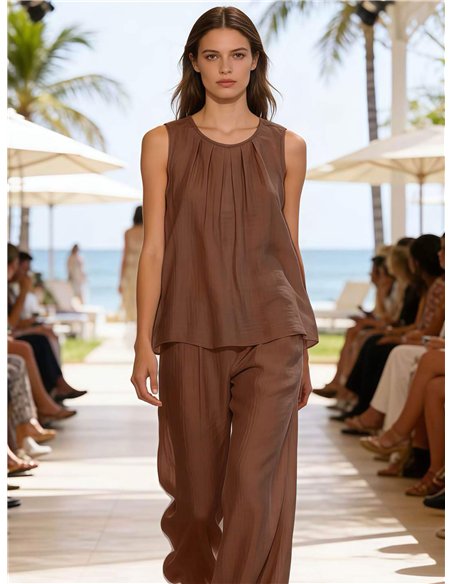 Completo composto da top e pantaloni effetto stropicciato