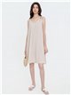 Vestido corto fluido con tirantes joya