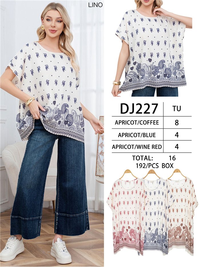 Blusa oversize estampada con cenefa