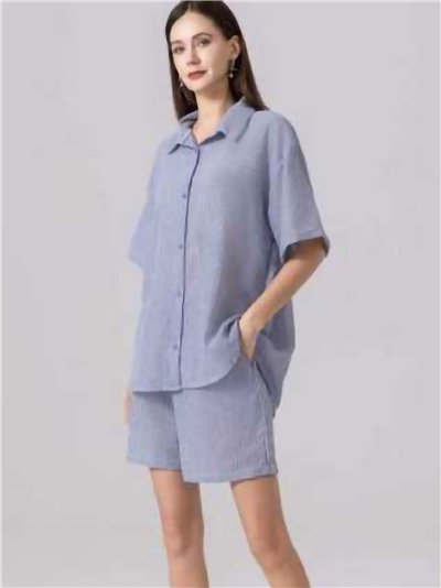 Conjunto de camisa e shorts listrados com efeito linho