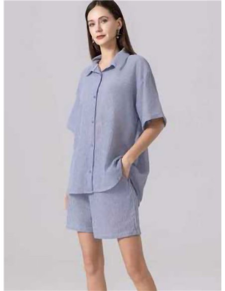 Conjunto de camisa e shorts listrados com efeito linho