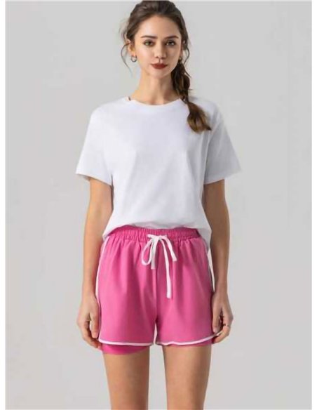 Short deportivo con ribete en contraste y cordón