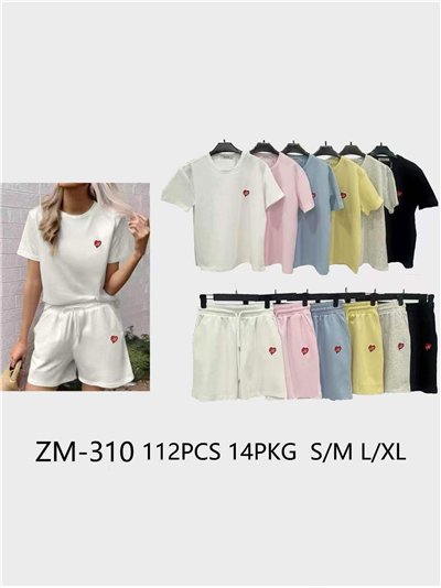 Conjunto camiseta con corazón y short 2