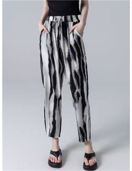 Calças retas com estampa tie-dye