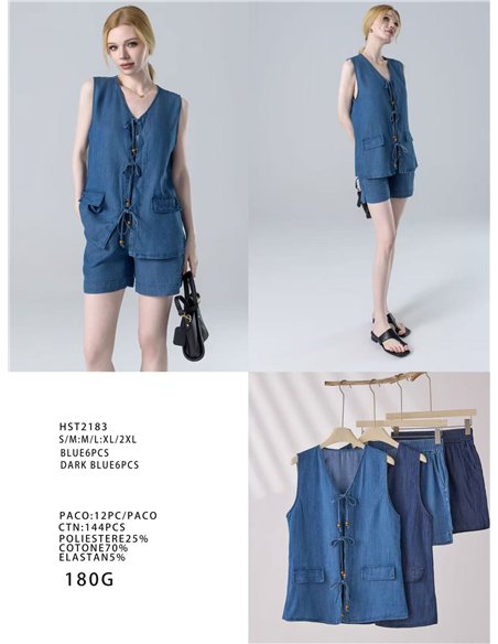 Conjunto de colete e shorts jeans