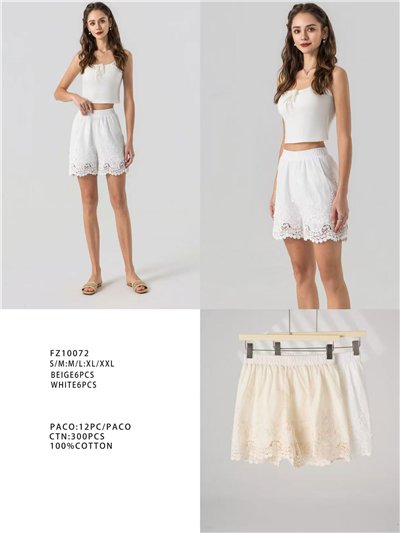 Short bordado con encaje 2