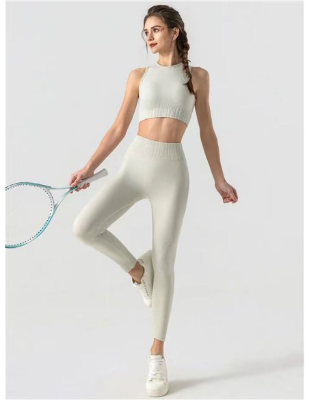Conjunto deportivo top seamless y legging