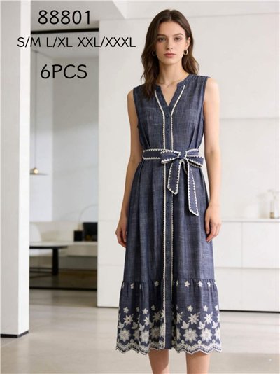 Besticktes ärmelloses Midikleid mit Gürtel 2