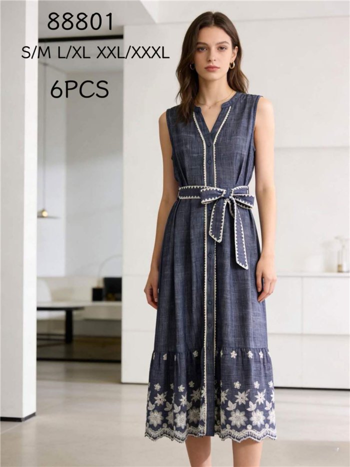 Besticktes ärmelloses Midikleid mit Gürtel