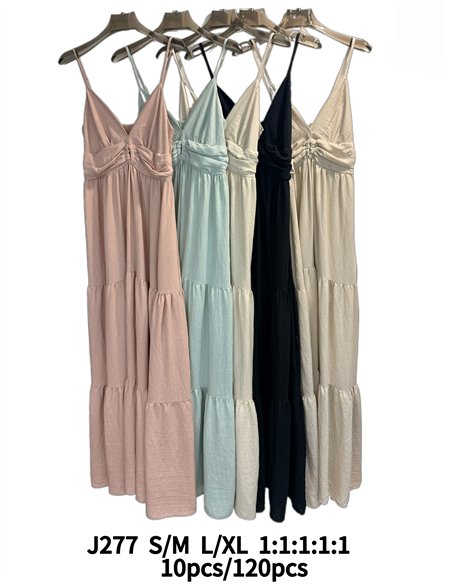 lungo abito semplice con spalline