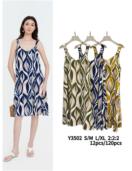 Abito a trapezio con spalline e stampa a onde