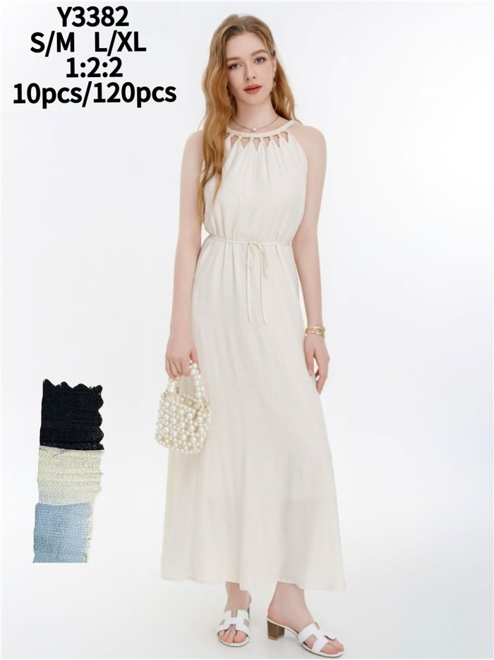 robe longue et fluide à col halter simple