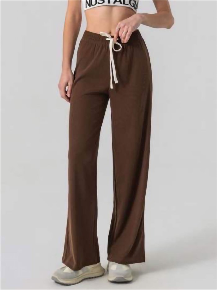 Calças palazzo com cordão.