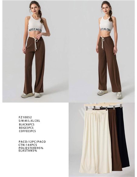 Calças palazzo com cordão.