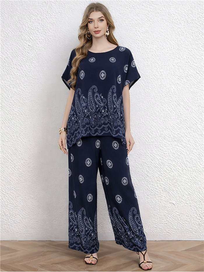 Set aus Kaschmirbluse und weit geschnittener Hose