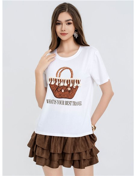 Camiseta estampada, bolsa de praia com franjas