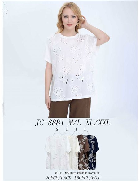 Camiseta calada bordada de flores