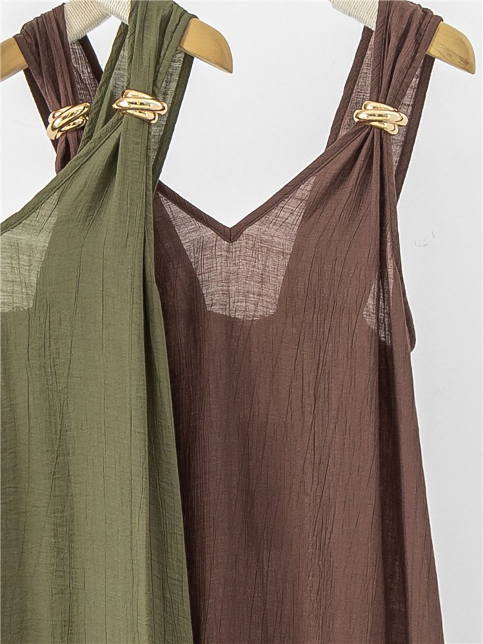 Vestido longo fluido com detalhes metálicos