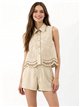 Conjunto camisa bordada sin mangas y short