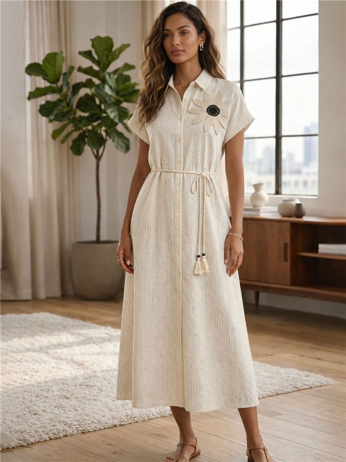 Vestido camisero con strass y flor de crochet