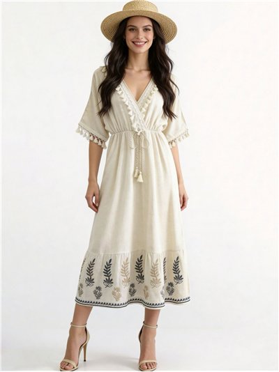Vestido midi boho con bordado y borlas