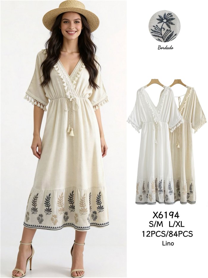 Vestido midi boho con bordado y borlas