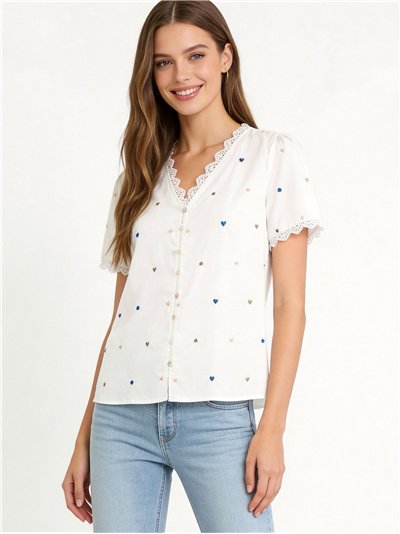 Blusa corazones bordados y encaje